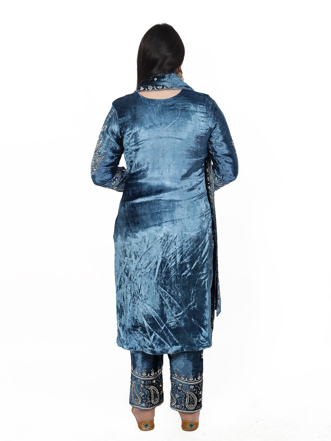 VELVET EMBROIDERED KURTA SET