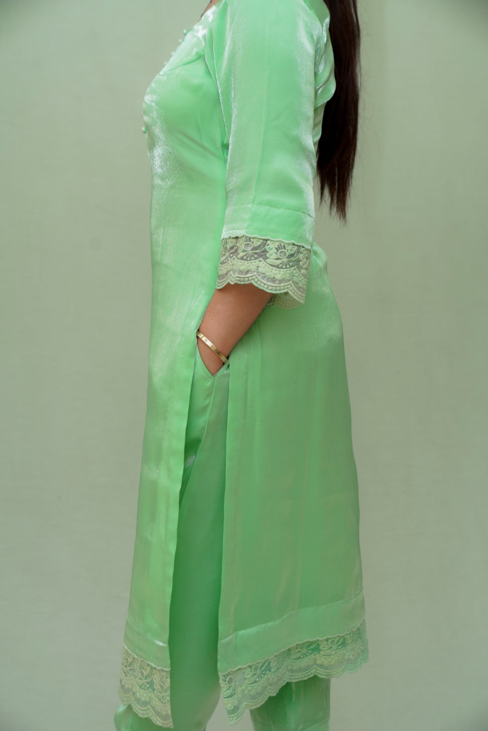 pearl button detailing kurta set
