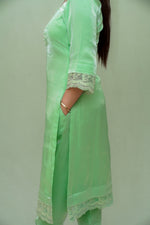 pearl button detailing kurta set