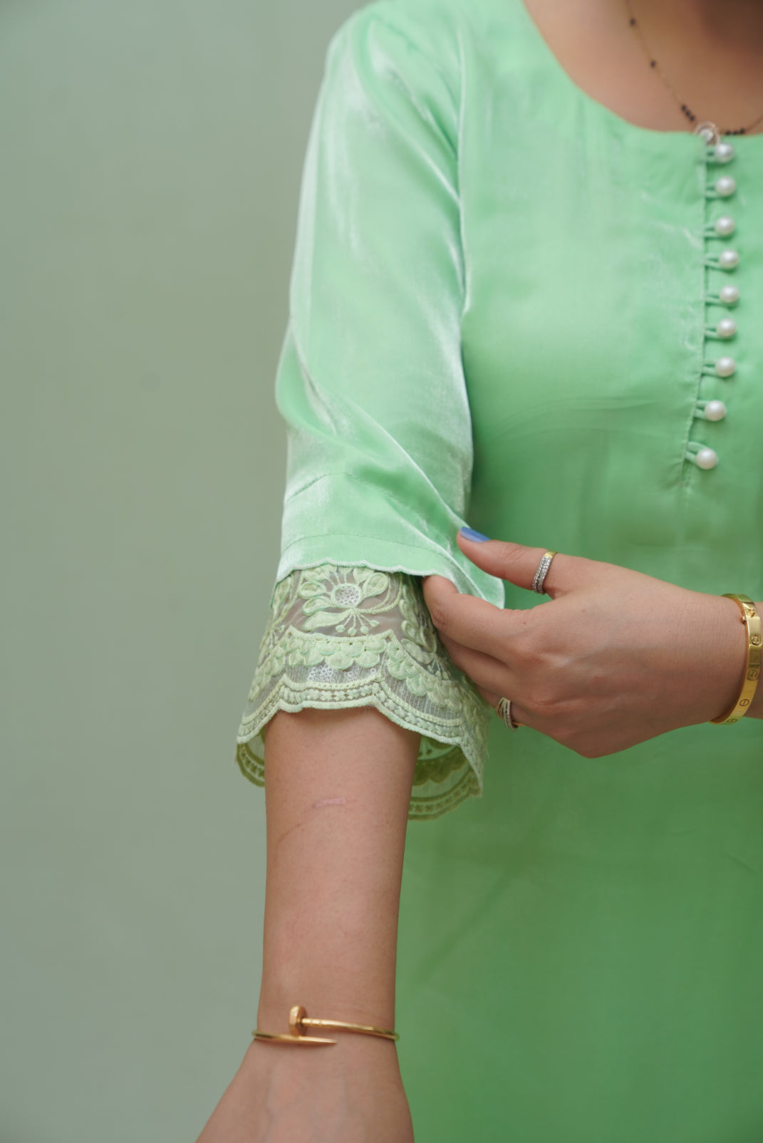 pearl button detailing kurta set