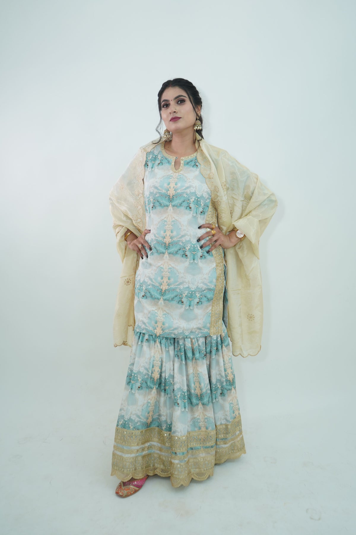 Garara suit set