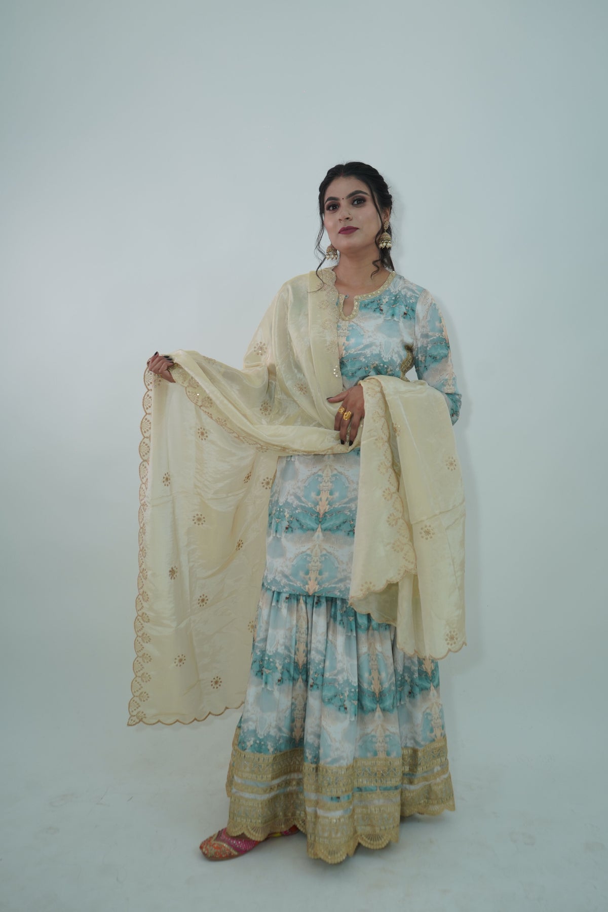 Garara suit set
