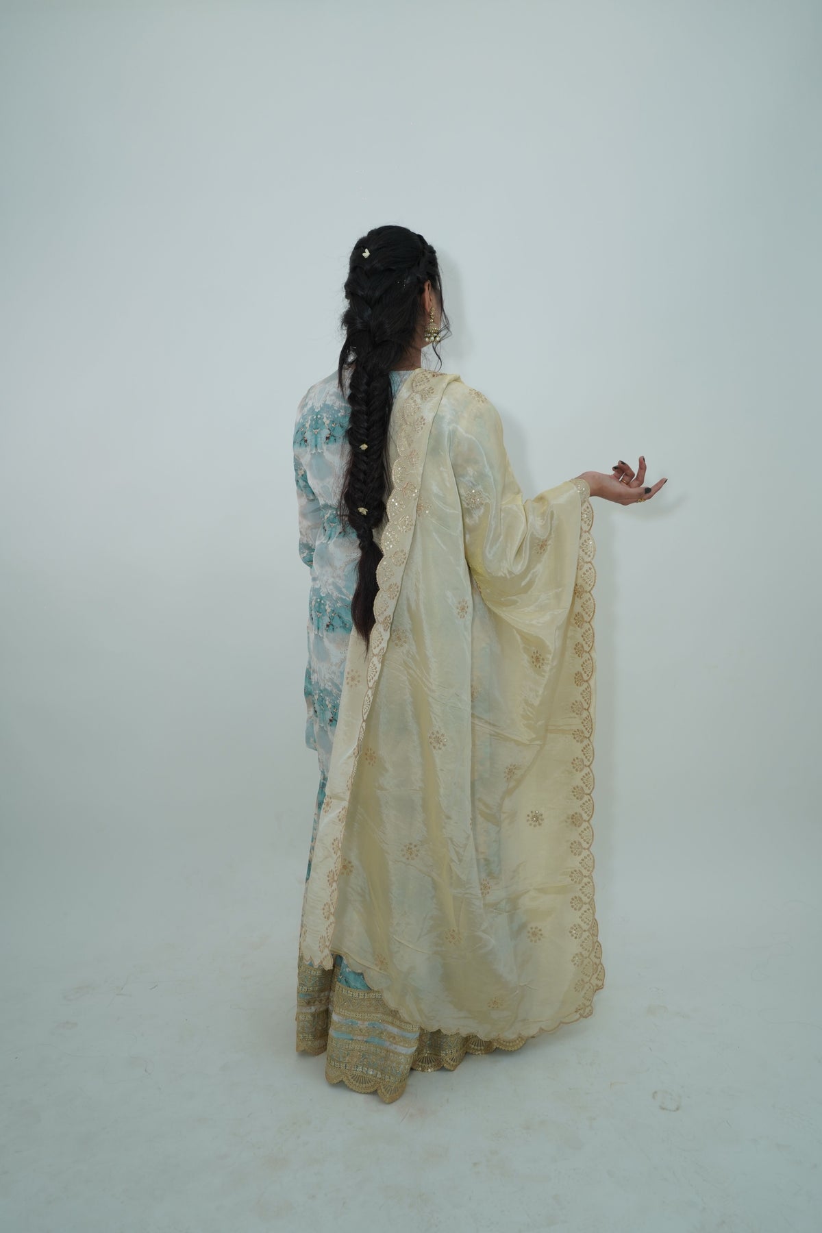 Garara suit set